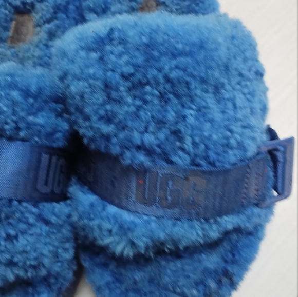 UGG Blue FluffitaSlippers - Picture 13 of 13
